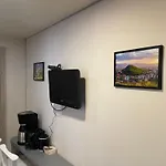 Pensjonat Cloud 9 *